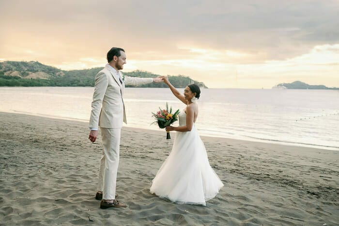 Calida y pintoresca boda en Costa Rica